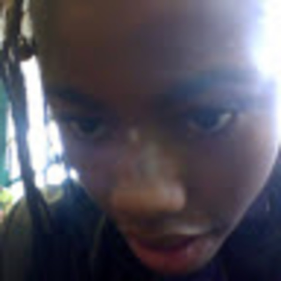 Meet your Posher, Jamya - Picture 1 of 1